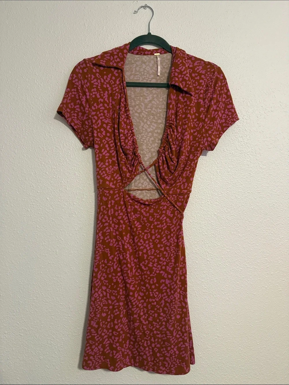 Free People dizzying spots
